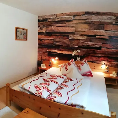 Temelerhof Apartmán *